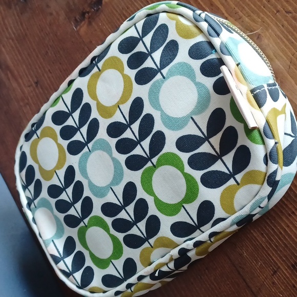 Orla Kiely makeup bag - Picture 4 of 16